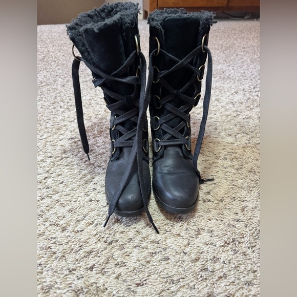 Sorel Emelie Lace Boots, Black, 7.5 - Picture 3 of 8